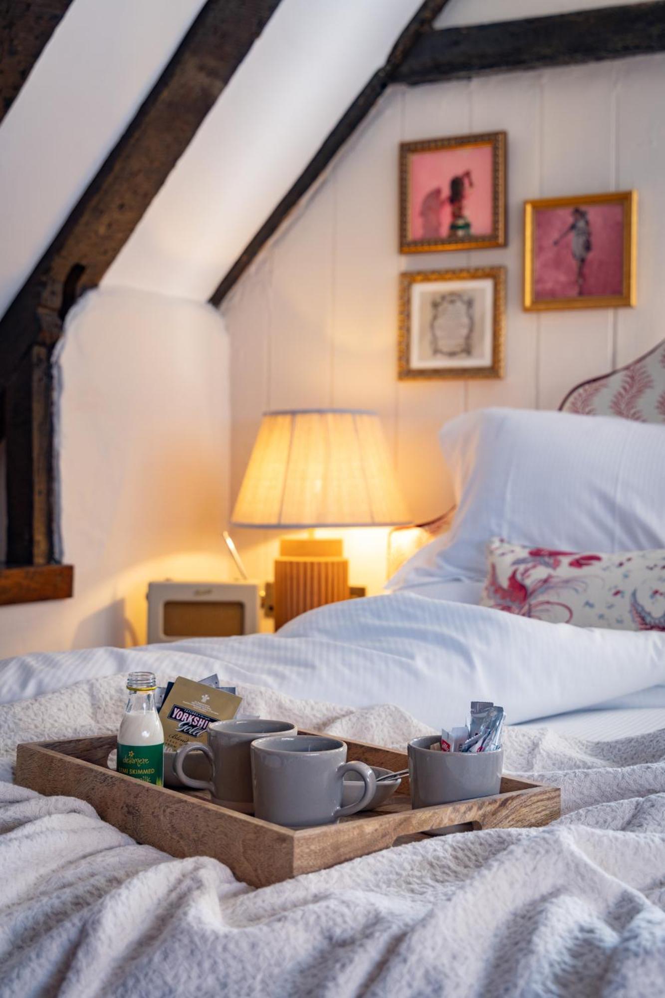 The White Hart - A Heartwood Inn 루이스 외부 사진