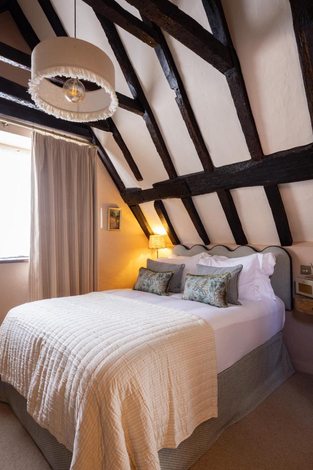 The White Hart - A Heartwood Inn 루이스 외부 사진