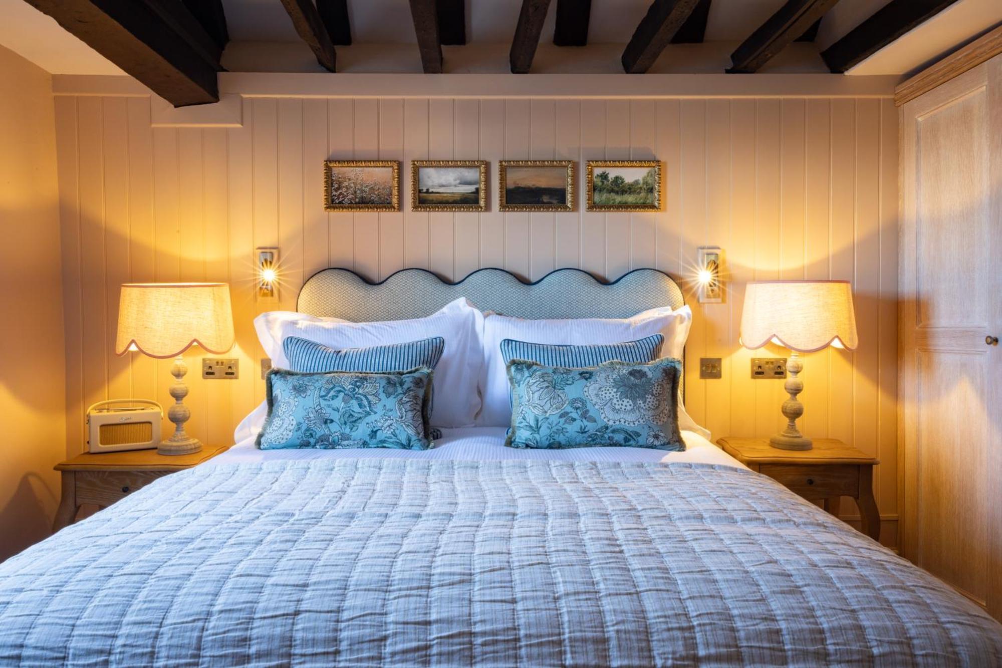 The White Hart - A Heartwood Inn 루이스 외부 사진